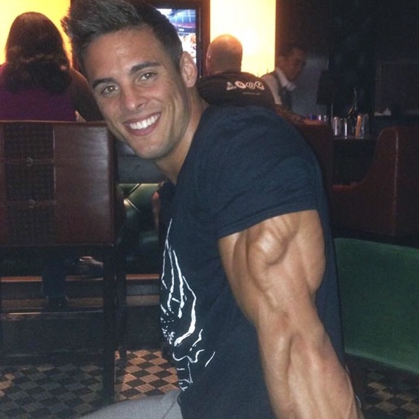 Simplyshredded.com The Ultimate Lifting Experience - Bulked vs